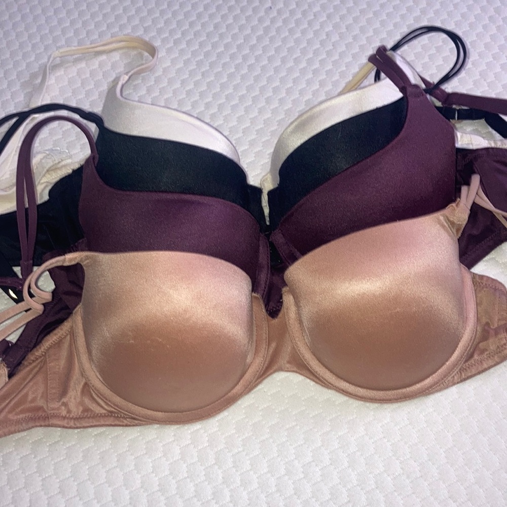 Victoria’s Secret push-up bras